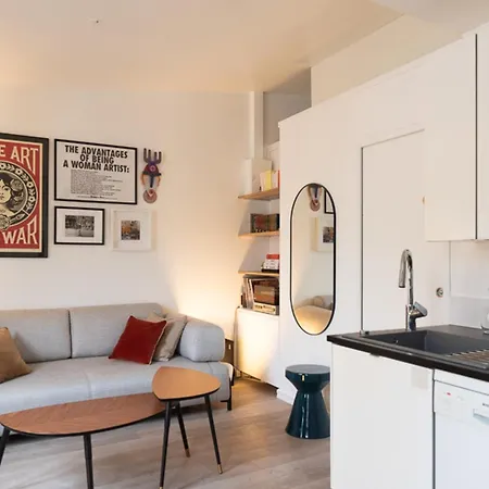 Comfortable T2 - Sacre Coeur View Париж